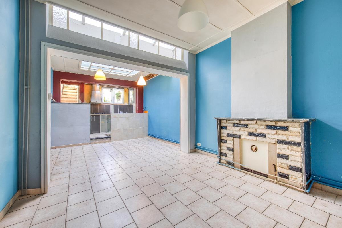 Photo 4 du bien Agréable maison à rénover avec jardin et parking