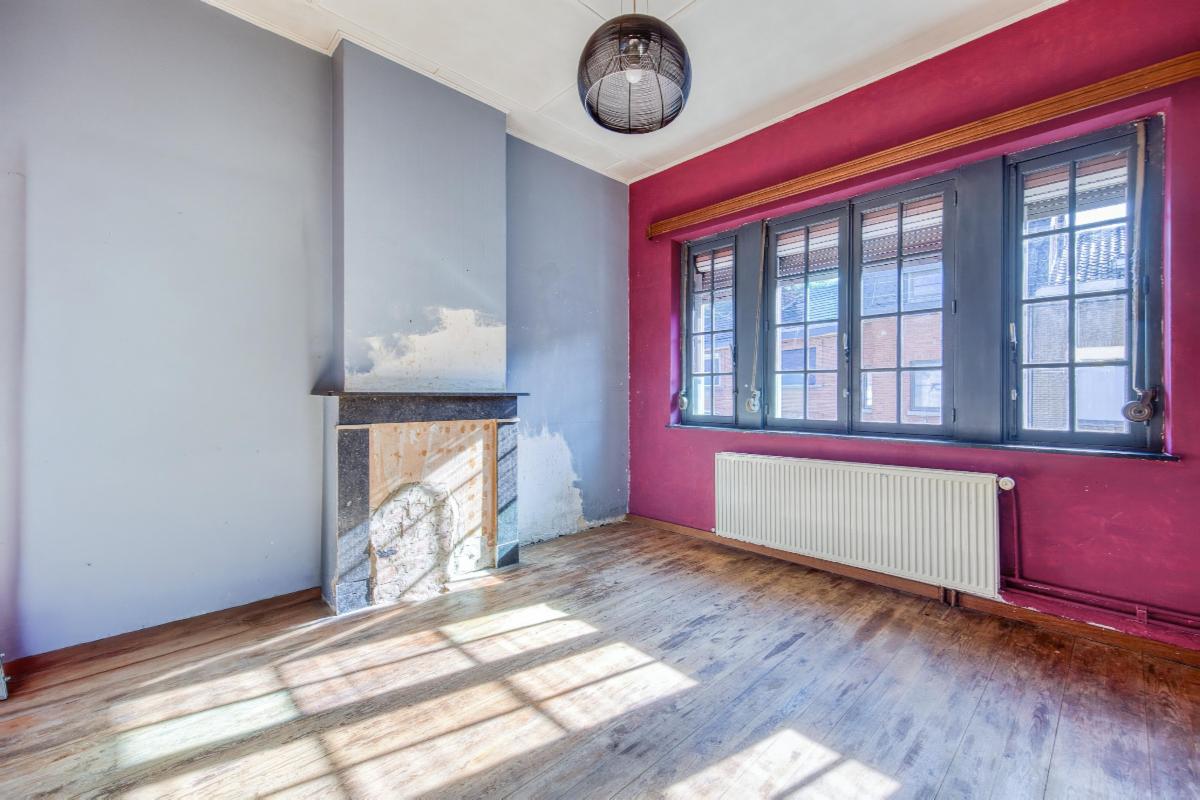 Photo 8 du bien Agréable maison à rénover avec jardin et parking