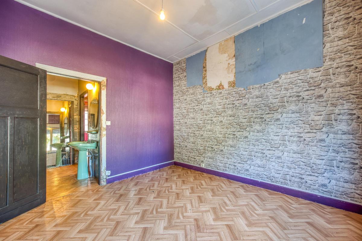 Photo 10 du bien Agréable maison à rénover avec jardin et parking