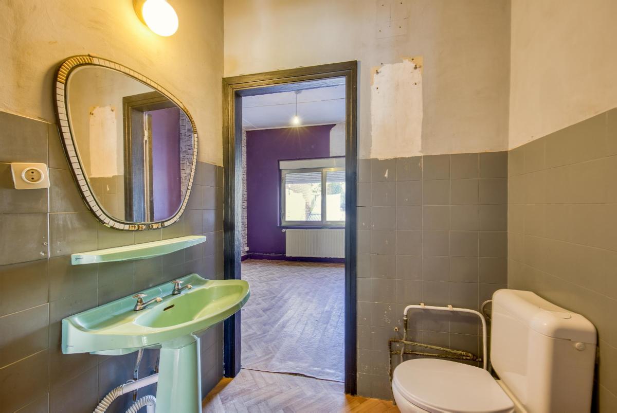 Photo 12 du bien Agréable maison à rénover avec jardin et parking