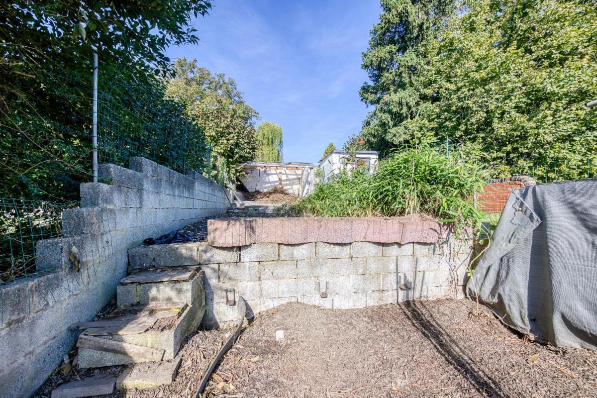 Photo 19 du bien Agréable maison à rénover avec jardin et parking